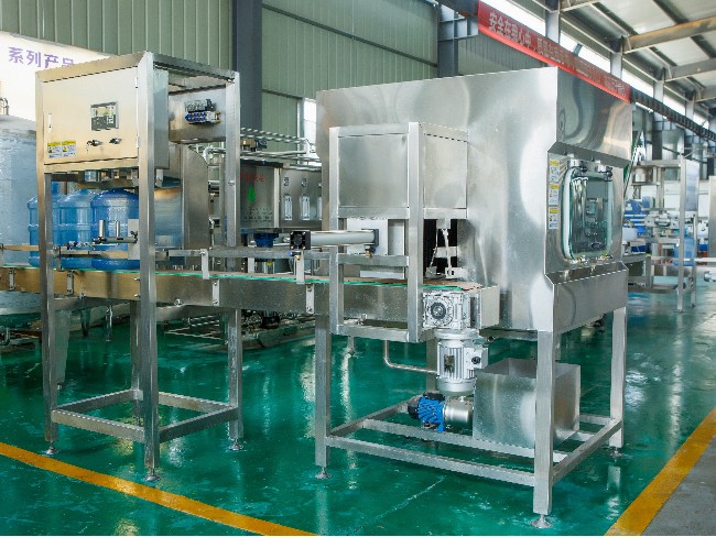 桶裝水生產線報價